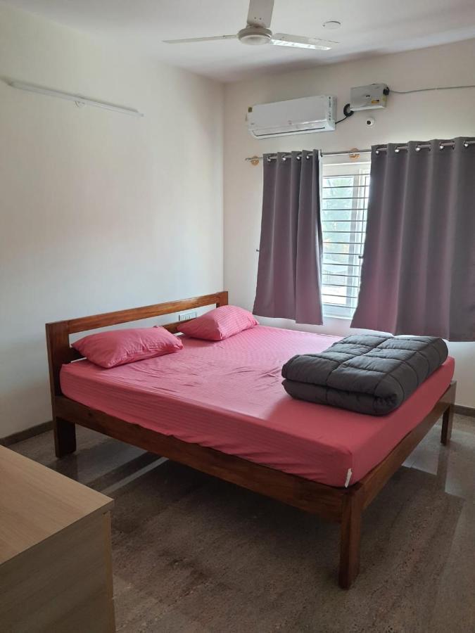 Castle Bannerghatta Road Bangalore Extérieur photo
